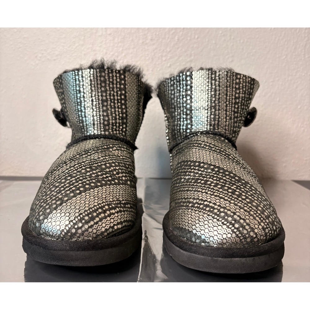 UGG Mini Bailey Button Boots Women 7 Silver Black Good Metallic Crystal Ankle